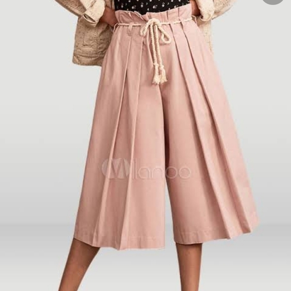 UO Pink Wide Leg Crop pleated Pants Size 6 - Picture 2 of 7